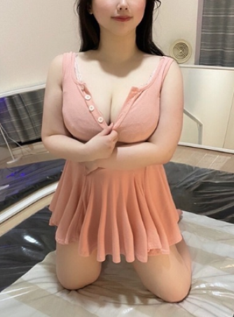 山岸 ゆい
